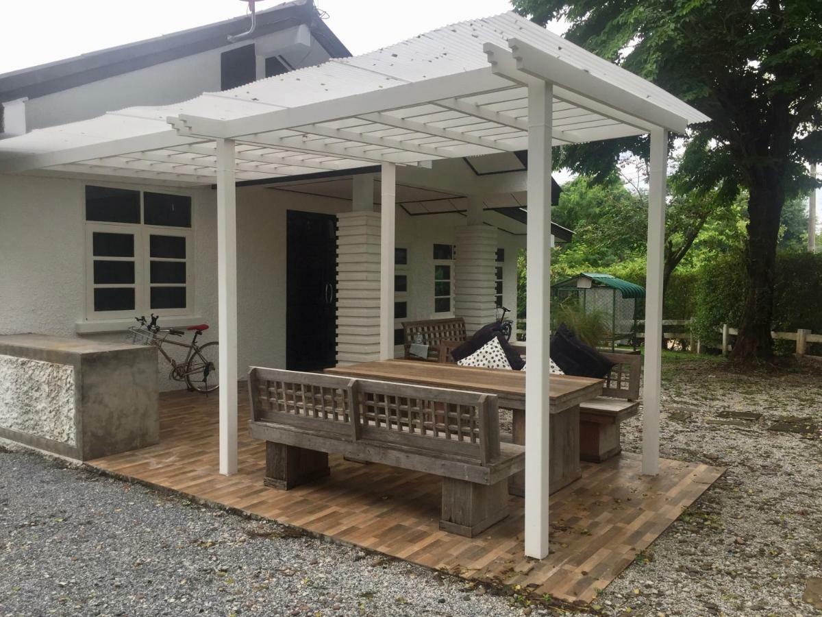 Coombs Cottage, Khaoyai, Mu Si Ban Rai Khlong Sai Екстер'єр фото